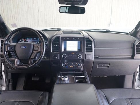 Used 2021 Ford Expedition Max Limited AWD/4WD image 16