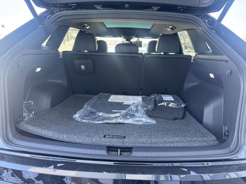 New 2026 Volkswagen Atlas Cross Sport SE AWD/4WD image 29