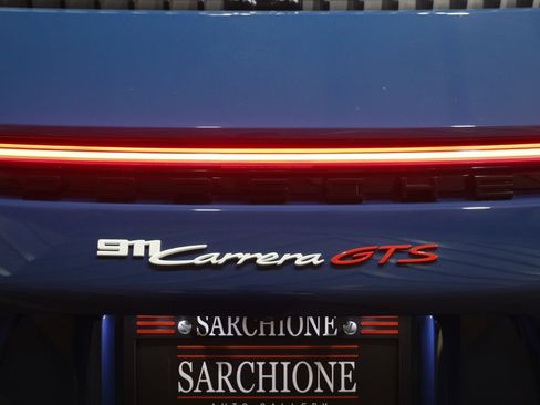 Used 2023 Porsche 911 Carrera GTS w/ Premium Package image 37