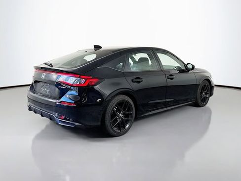 Used 2025 Honda Civic Sport image 6