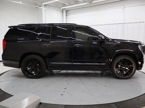 Used 2023 GMC Yukon Denali Ultimate AWD/4WD image 2