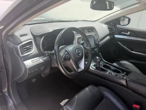 Used 2018 Nissan Maxima SR FWD image 7