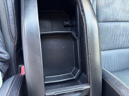 Used 2018 Toyota Highlander Plus AWD/4WD image 34