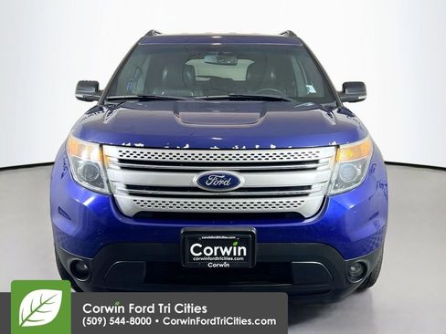 Used 2013 Ford Explorer XLT AWD/4WD image 4