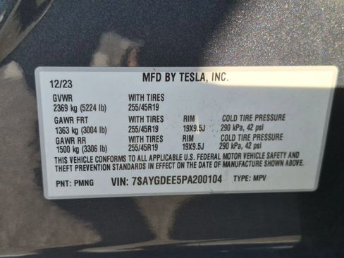 Used 2023 Tesla Model Y Long Range AWD/4WD image 42