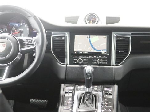 Used 2016 Porsche Macan S AWD/4WD image 26