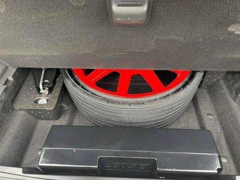 Used 2018 Porsche Macan S image 23