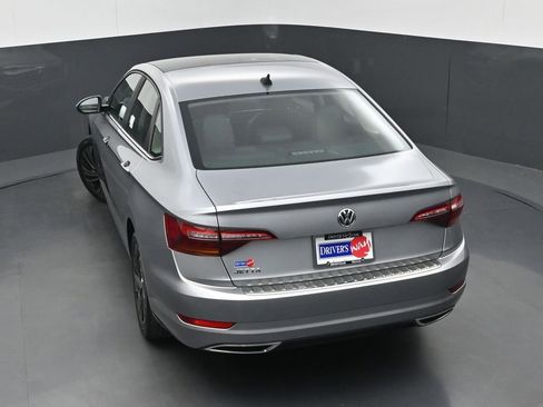 Used 2019 Volkswagen Jetta SEL Premium FWD image 33