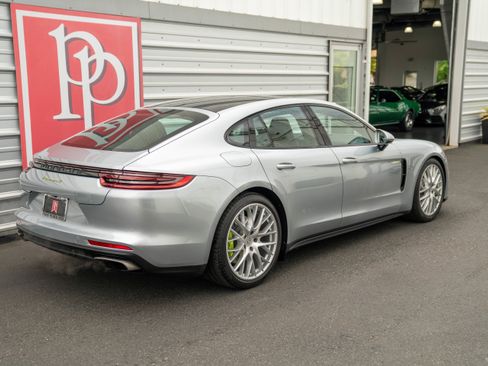 Used 2018 Porsche Panamera 4 image 45