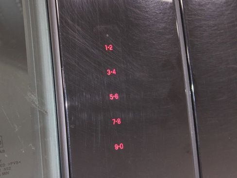 Used 2025 Ford Expedition Platinum image 22