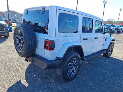 New 2026 Jeep Wrangler Sahara image 5