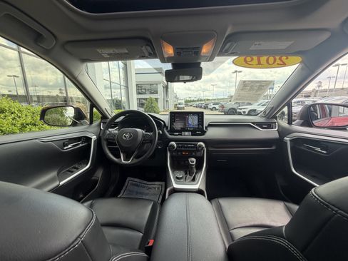 Used 2019 Toyota RAV4 Limited w/ All Weather Liner Package AWD/4WD image 26