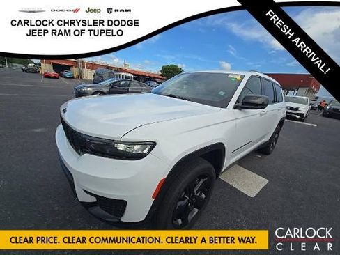 Used 2024 Jeep Grand Cherokee L Altitude RWD image 1