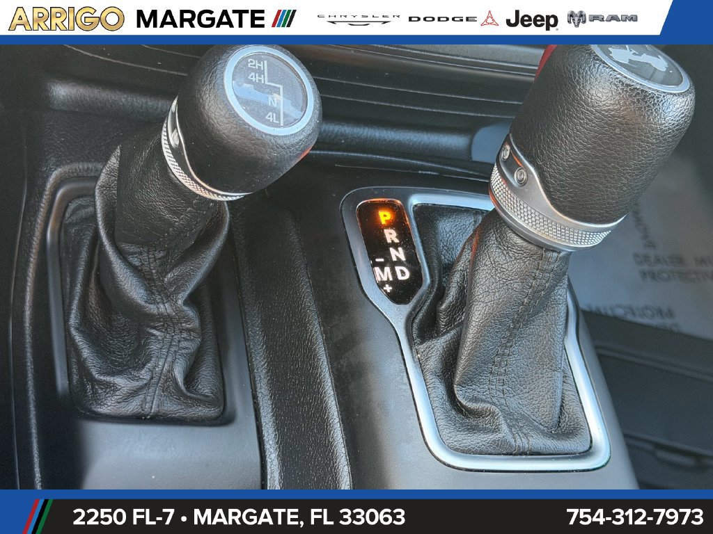 Used 2021 Jeep Wrangler Unlimited Sport AWD/4WD image 26