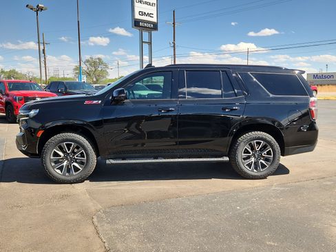 Used 2024 Chevrolet Tahoe Z71 w/ Luxury Package AWD/4WD image 2