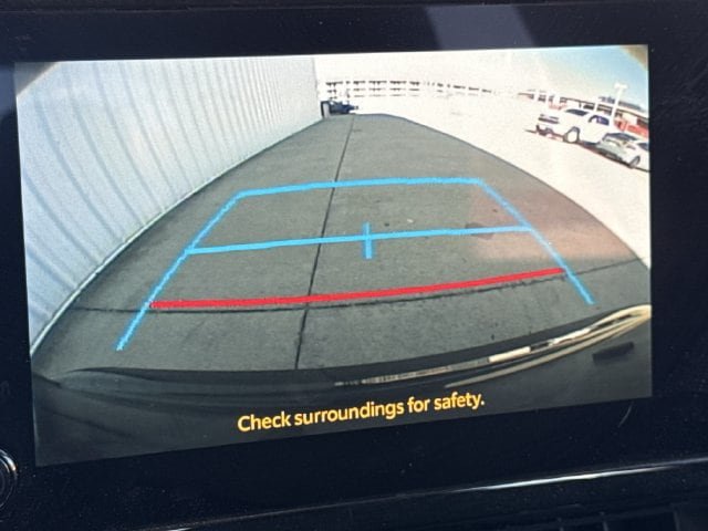 Used 2025 Toyota Corolla LE FWD image 18