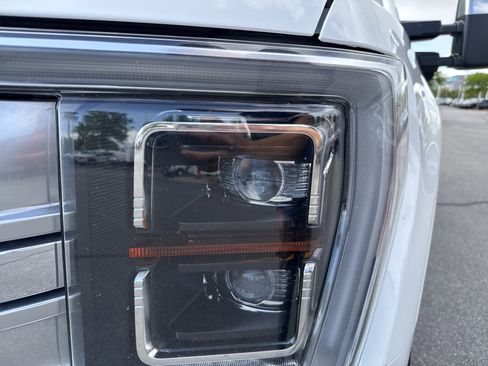 Certified 2022 Ford F150 Platinum w/ Equipment Group 701A High AWD/4WD image 11