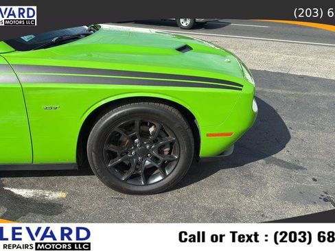 Used 2017 Dodge Challenger GT w/ GT Interior Package image 12