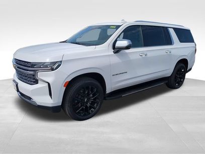 Used 2023 Chevrolet Suburban Premier w/ Premium Package 2