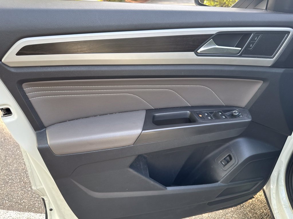 Used 2023 Volkswagen Atlas SE FWD image 9