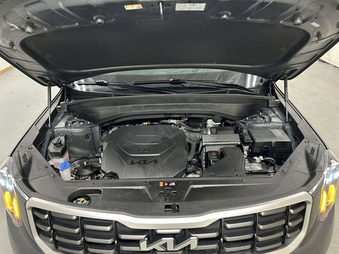 Certified 2024 Kia Telluride S image 25
