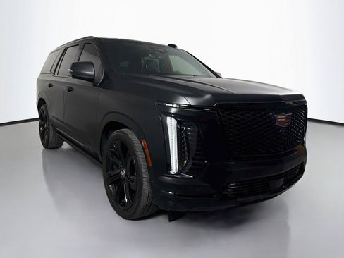 Used 2026 Cadillac Escalade Sport w/ Touring Package AWD/4WD image 3