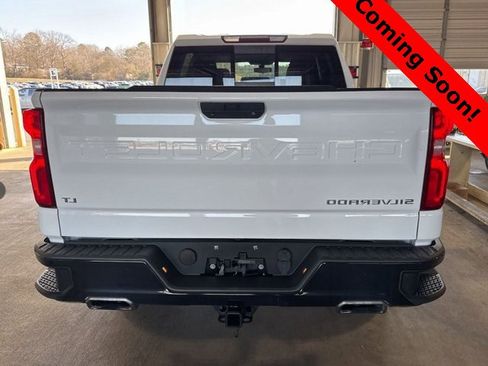 Used 2019 Chevrolet Silverado 1500 LT Trail Boss image 3