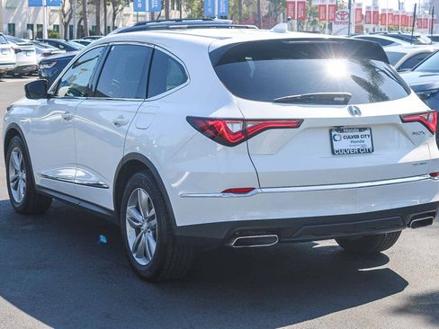 Used 2023 Acura MDX SH-AWD image 7