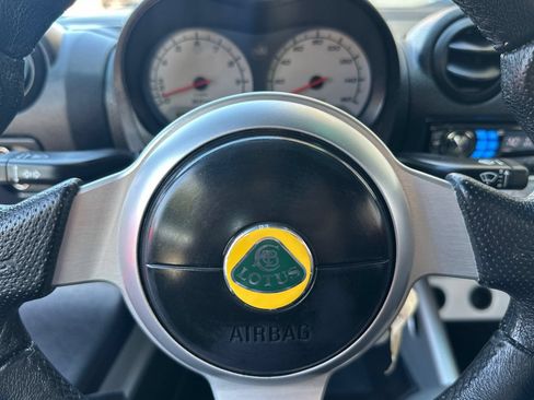 Used 2007 Lotus Elise RWD image 20