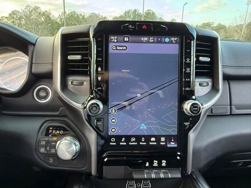 New 2026 RAM 1500 Laramie AWD/4WD image 14