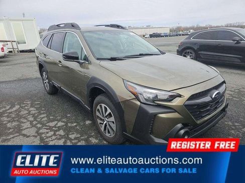 Used 2025 Subaru Outback Premium image 2