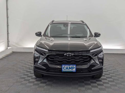 New 2026 Chevrolet Trax LT w/ Driver Confidence Package FWD image 9