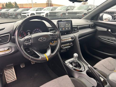 Used 2019 Hyundai Veloster Turbo R-Spec image 10