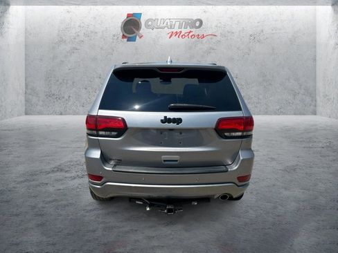 Used 2019 Jeep Grand Cherokee Altitude AWD/4WD image 4