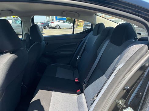 Used 2025 Nissan Versa SV FWD image 25