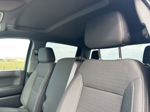 Used 2025 Chevrolet Silverado 1500 Custom Trail Boss w/ LPO, Dark Essentials Package image 14