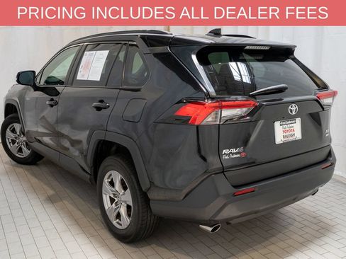 Used 2025 Toyota RAV4 XLE AWD/4WD image 3