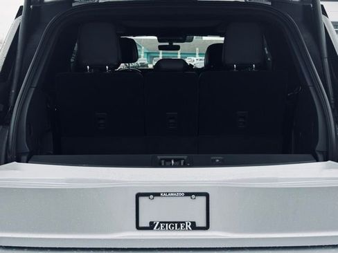 New 2026 Lincoln Navigator Reserve w/ Jet Appearance Package image 15