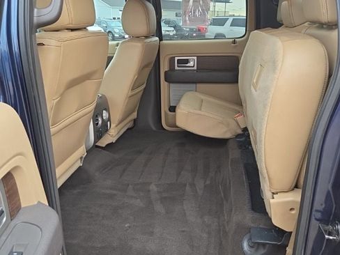 Used 2014 Ford F150 Lariat w/ Lariat Chrome Package image 27