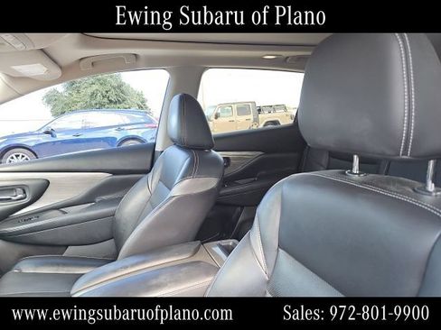 Used 2017 Nissan Murano Platinum w/ Platinum Technology Package FWD image 6
