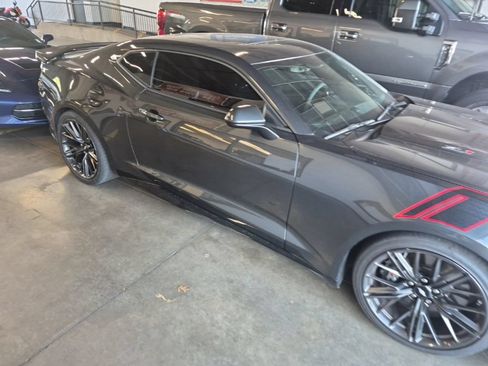 Used 2018 Chevrolet Camaro ZL1 RWD image 22
