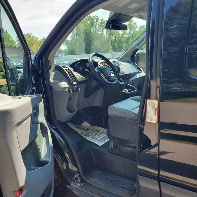 Used 2018 Ford Transit 150 130 Low Roof RWD image 11