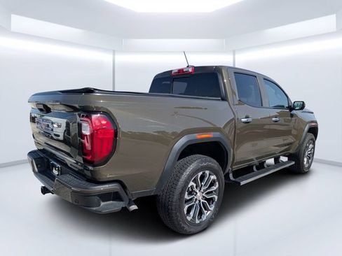 Used 2024 GMC Canyon Denali AWD/4WD image 3