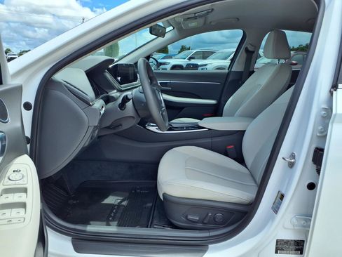 Used 2023 Hyundai Sonata SEL FWD image 10
