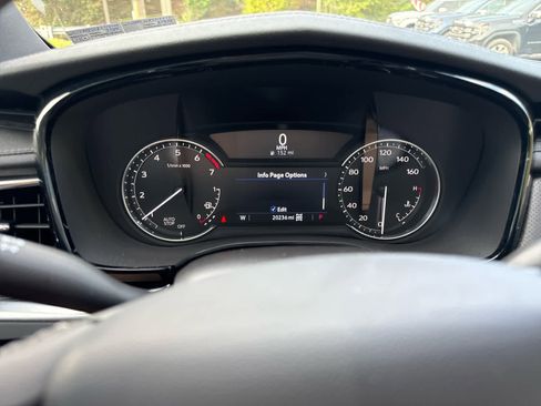 Used 2024 Cadillac XT6 Luxury w/ LPO, Floor Liner Package image 17