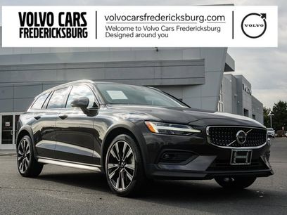 Used 2024 Volvo V60 B5 Cross Country Ultimate w/ Protection Package Premier