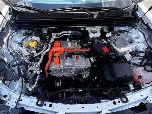 Certified 2025 Cadillac Lyriq Luxury w/ LPO, Floor Liner Package image 30