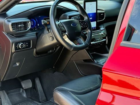 Certified 2023 Ford Explorer ST w/ Equipment Group 401A image 7