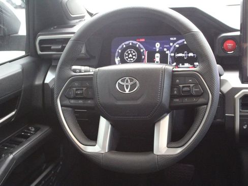 Certified 2024 Toyota Tacoma TRD Off-Road w/ TRD Off Road Premium Package AWD/4WD image 32