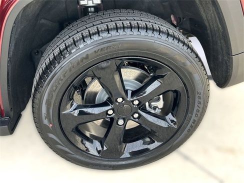 New 2025 Jeep Grand Cherokee L Limited w/ Luxury Tech Group II image 10